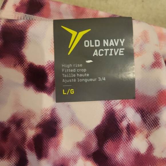 Two Pairs Old Navy Leggings Black & Purple Print Angle Length & Crop Size Large - Picture 3 of 3